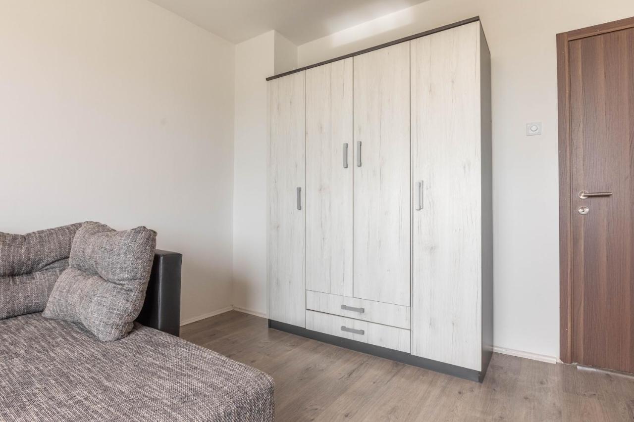 Cosy Apartment Hugo Осиек Экстерьер фото